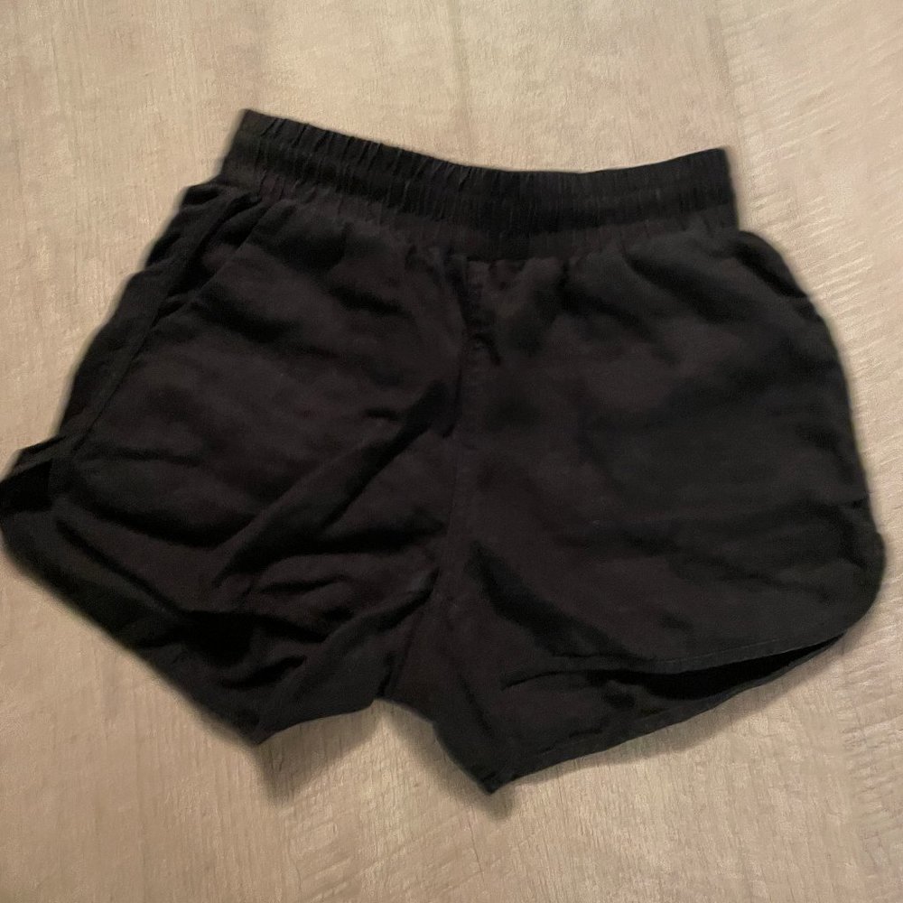 Beaton Linen Running Shorts